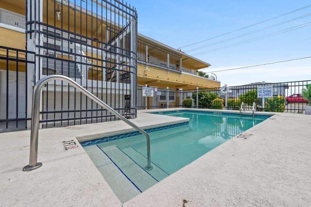 Appartement Perfect Location 1Br Pool Parking Outside Area 8 à Myrtle Beach Extérieur photo