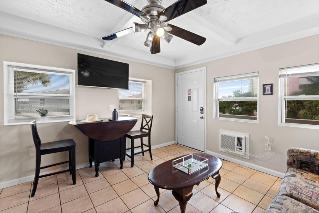 Appartement Perfect Location 1Br Pool Parking Outside Area 8 à Myrtle Beach Extérieur photo
